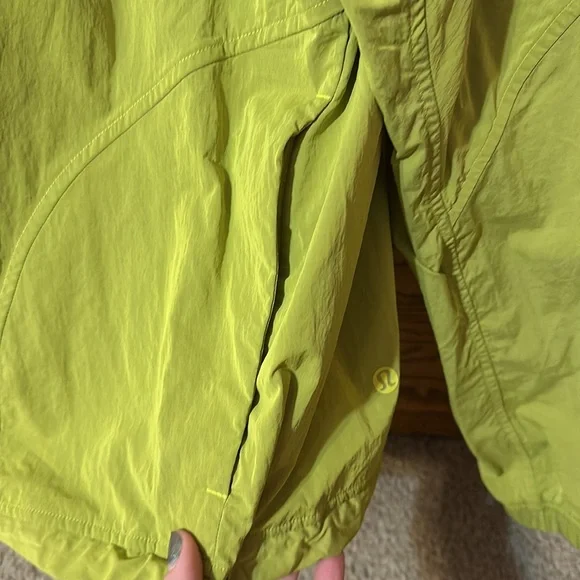 lululemon athletica Green Jacket - Picture 4 of 5